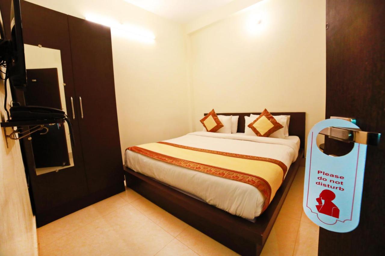 Oyo 16708 Sada Shiv Guest House Варанаси Экстерьер фото
