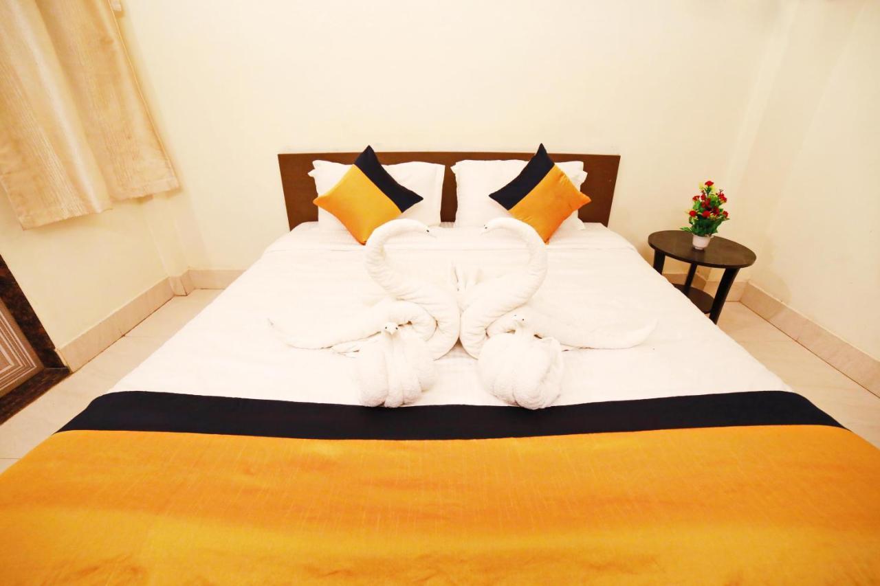 Oyo 16708 Sada Shiv Guest House Варанаси Экстерьер фото