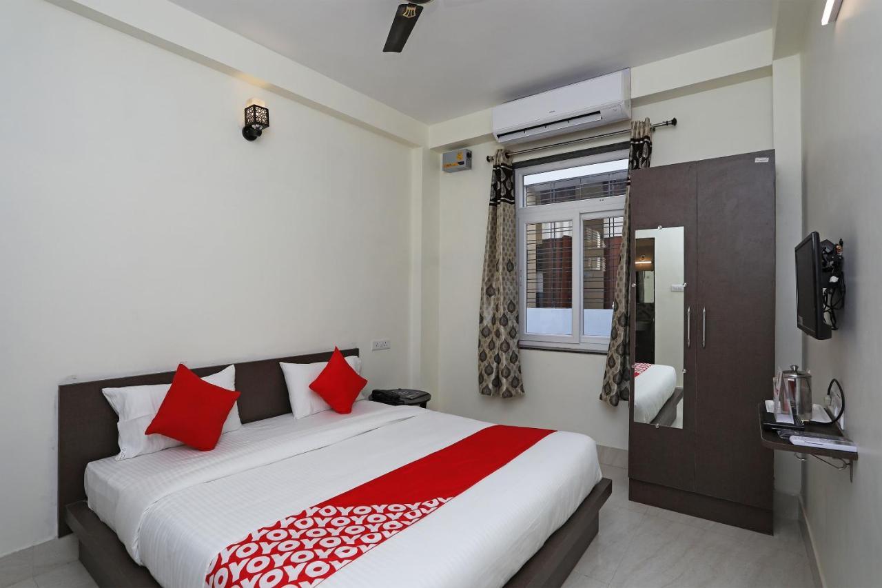 Oyo 16708 Sada Shiv Guest House Варанаси Экстерьер фото