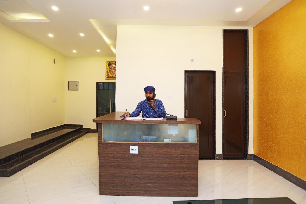 Oyo 16708 Sada Shiv Guest House Варанаси Экстерьер фото